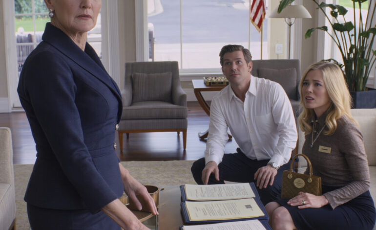 « Maintenant que ton mari est parti, fais ton deuil, fais tes valises et ne reviens jamais », m’a lancé ma belle-fille à table. Mon fils s’est contenté de sourire et d’acquiescer. « De toute façon, cette maison n’a jamais vraiment été à toi. » Je suis partie discrètement, sans un mot. Le lendemain matin, je suis allée à la banque… et à partir de ce moment, tout a basculé.