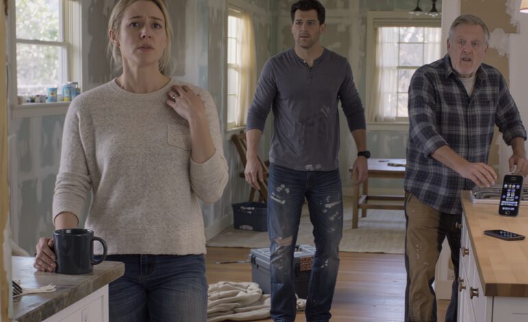 « Tu compliques trop la vie de mon fils ! » m’a lancé ma belle-mère au téléphone. « Tu restes à la maison toute la journée, et cette famille mérite mieux. Il est peut-être temps que tu partes ! » Ce qu’elle ignorait ? Mon mari et mon beau-père étaient juste là, à ses côtés, et ils entendaient tout. La suite…