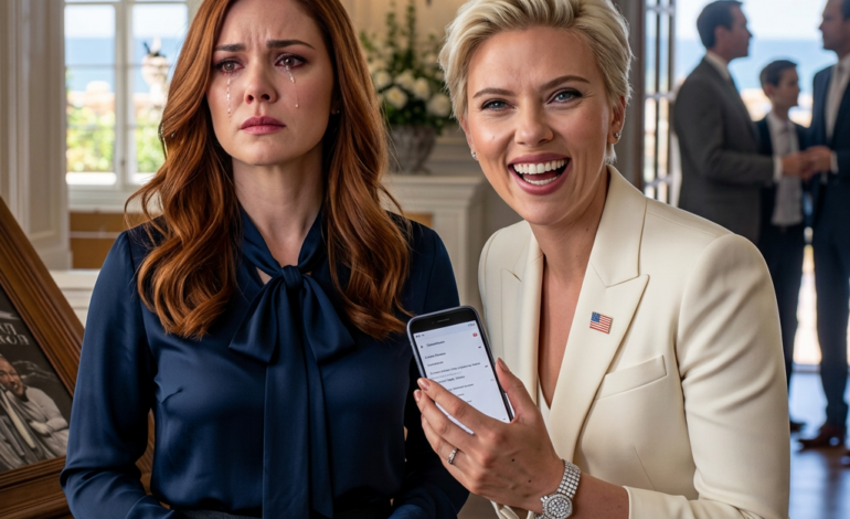 Ma sœur s’est moquée de ma robe de deuil bon marché devant tout le monde, me traitant de ratée de la famille. Ce qu’elle ignorait, c’est que la robe était loin d’être bon marché, que la marque était la mienne et qu’elle avait passé des années à être mannequin pour une entreprise dont j’étais secrètement propriétaire. À peine sorties de l’église, son prochain contrat était déjà annulé. Voilà comment je les ai toutes fait tomber.