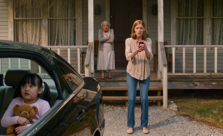 Quand Hannah est venue chercher sa fille de cinq ans à la ferme tranquille de sa grand-mère Eleanor, dans l’Ohio, la petite fille ne s’est pas jetée dans ses bras.