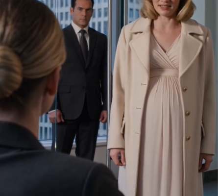 Rachel pensou que desconvidar-me do seu elegante chá de bebê protegeria sua imagem, sem jamais perceber que o apoio anônimo de que seu marido precisava já estava sob meu controle.